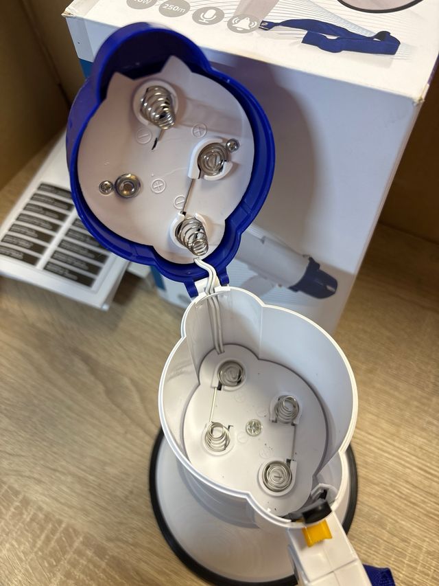 Megafono Nedis 10W con microfono