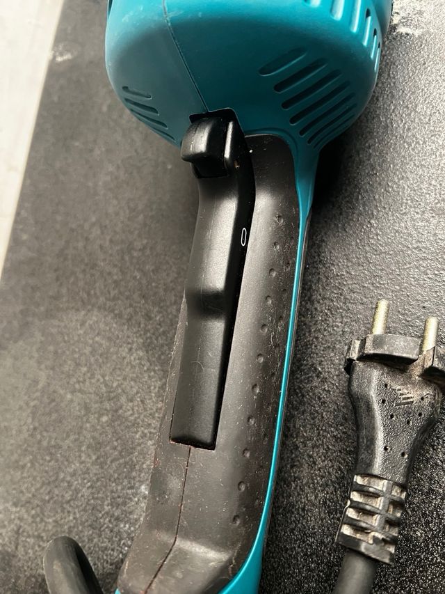 Amoladora Makita 230mm GA9020S