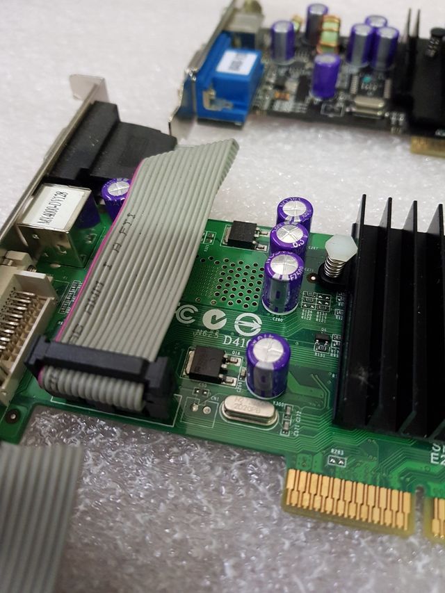 Lote 5 x Tarjeta Grafica AGP vintage