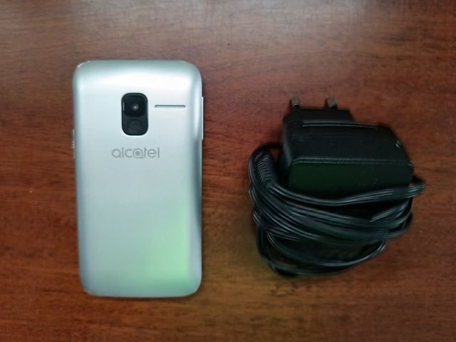 Alcatel T104A - Móvil