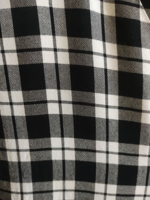 Vestido cuadros blanco-negro