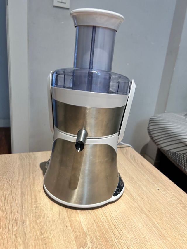 Extractor zumo Silvan EP-1166 - 600W  nuevo