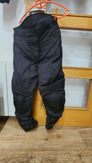 Chaqueta y pantalón moto mujet