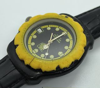 BLACK MODDED MIDSIZE COMPOSITE QUARTZ DATE