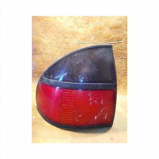 Piloto trasero Renault Laguna izq (1)