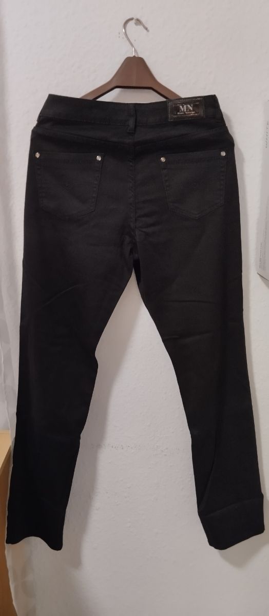 Pantalón negro mujer