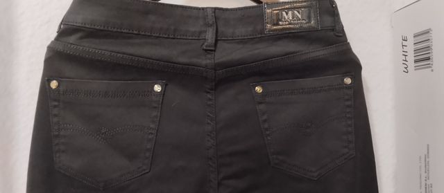 Pantalón negro mujer