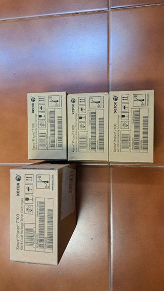 2 Toners Xerox Phaser 7100