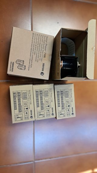 2 Toners Xerox Phaser 7100