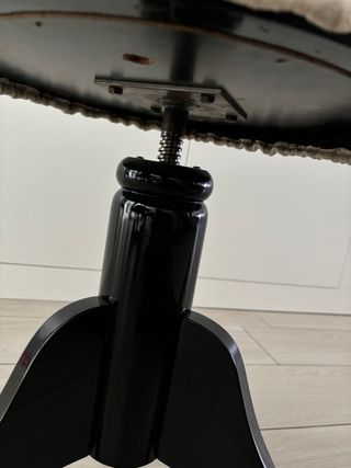 Asiento piano regulable en altura