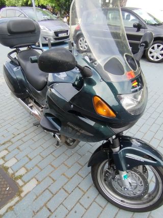 Honda NT650v Deauville en buen estado