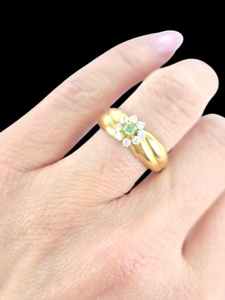 Anillo oro 18k esmeralda
