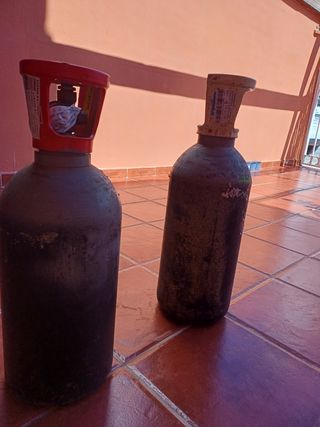2 bombonas CO2 8kg.
