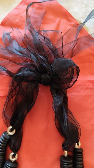 Collar Yokana étnico - dorado, plateado y negro