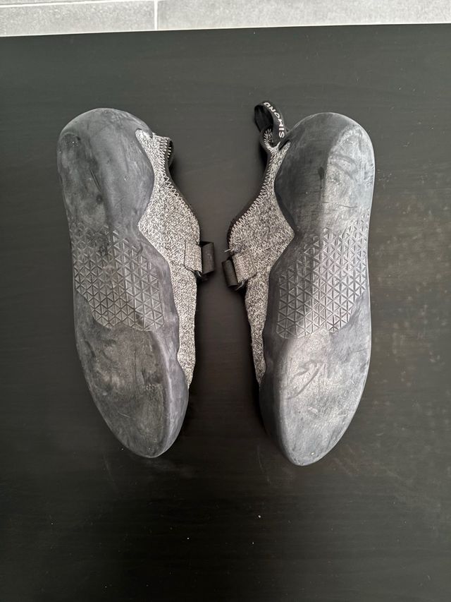 Zapatillas escalada Simond talla 44/45