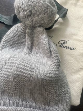 Berretto Loro Piana cashmere grigio
