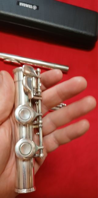 Flauta travesera Yamaha - Instrumento musical
