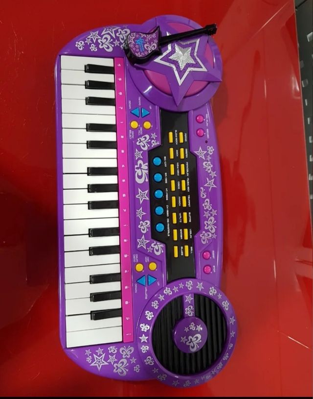 Piano musical infantil Hannan Montana
