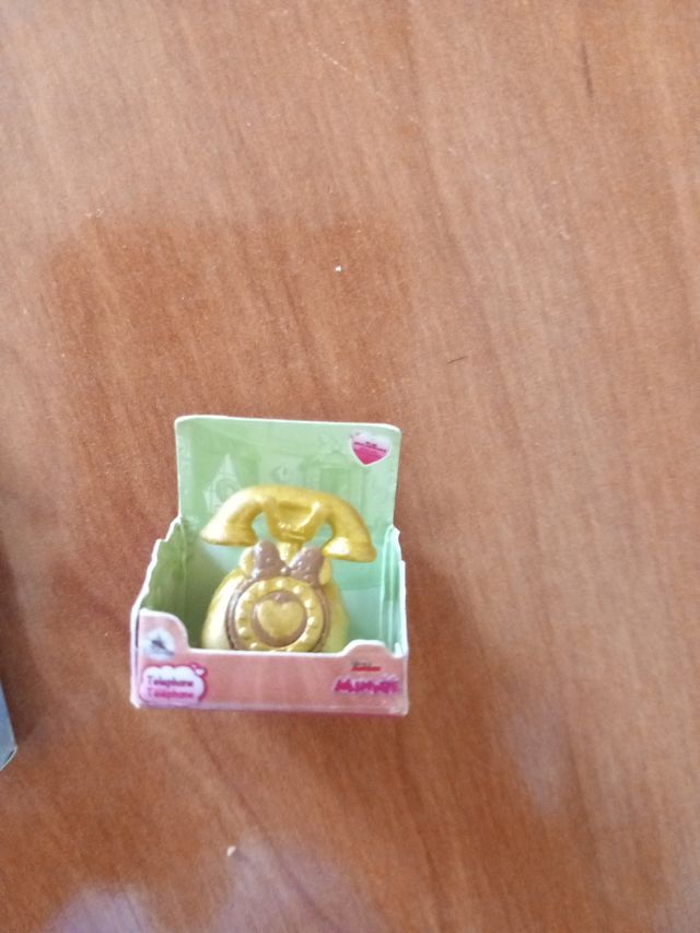 Mini Brands Disney - R2-D2, Cenicienta, Teléfono