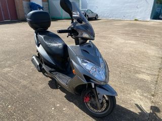 Kymco G5 125cc - Scooter