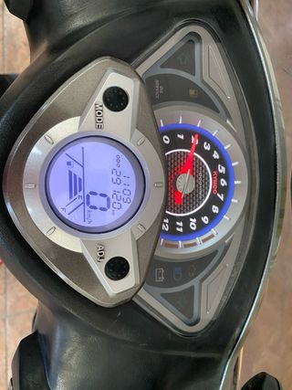 Kymco G5 125cc - Scooter