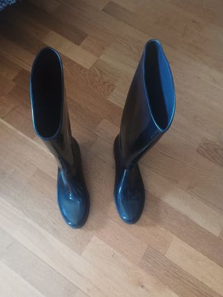 Botas agua negras talla 40