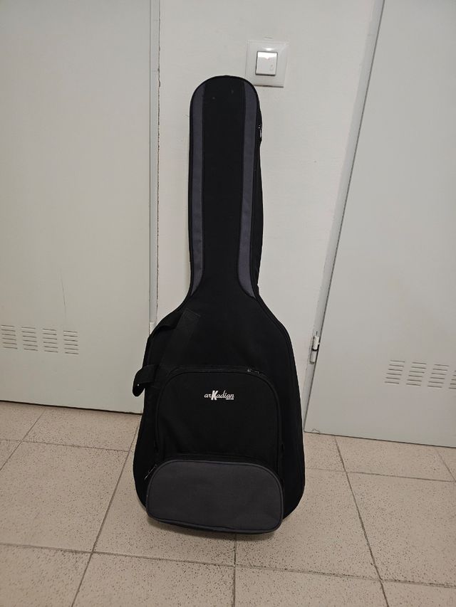 Guitarra clásica Alcántara