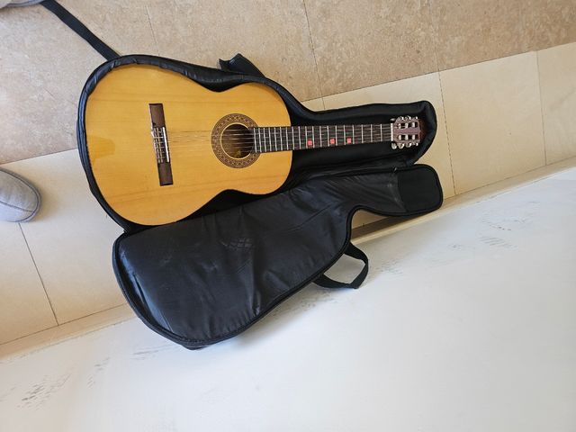 Guitarra clásica Alcántara