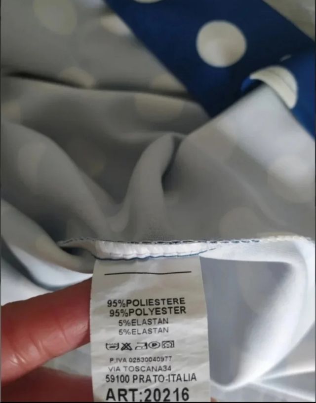 Conjunto falda lunares - blusa blanca