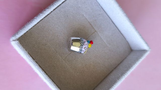 Charm Cupcake Rosa - Plata