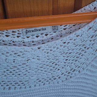 Top Stradivarius blanco talla S