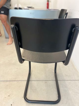 Sillas 4 unidades vintage negras metal madera