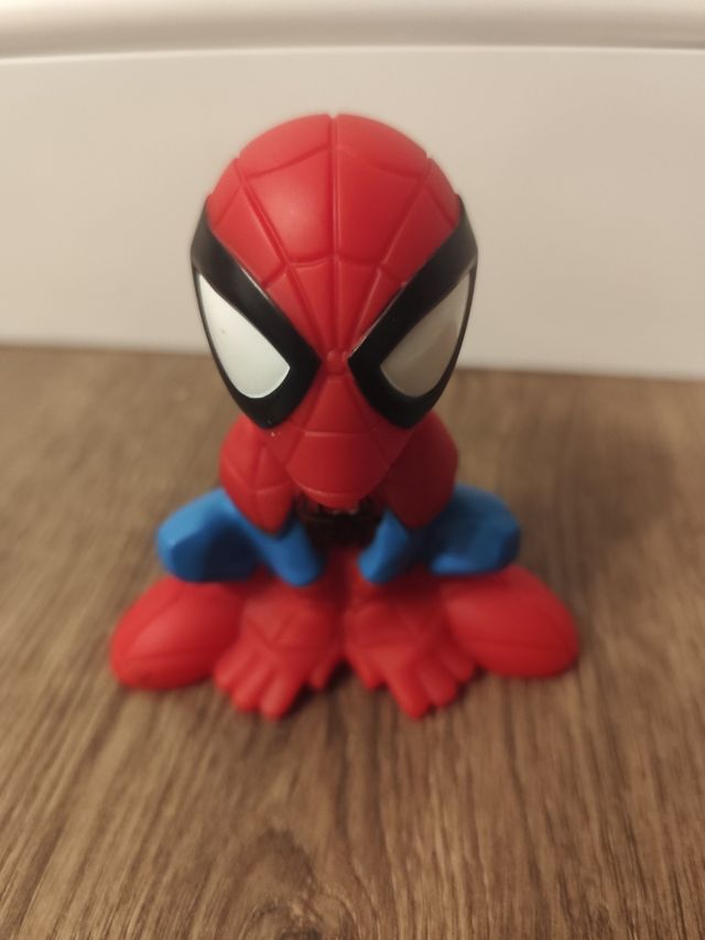 5 Muñecos Marvel Bañera