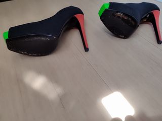 Zapatos Barbara Bui negros y rojos
