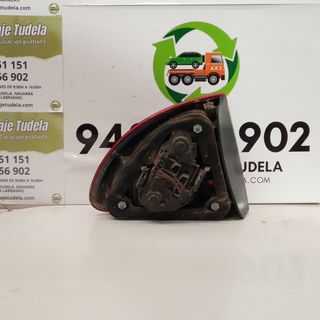 PILOTO TRASERO DERECHO SEAT LEON