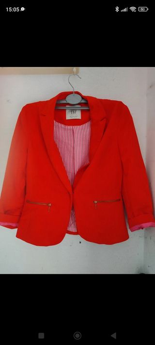 Chaqueta roja Zara TRF - Talla L