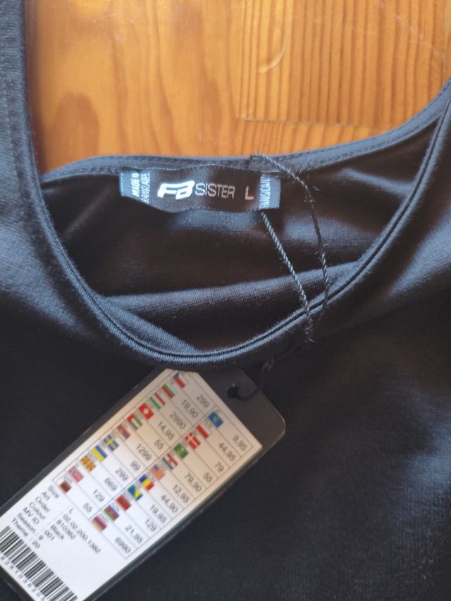 Vestido negro skater