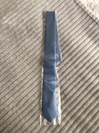 Corbata azul claro
