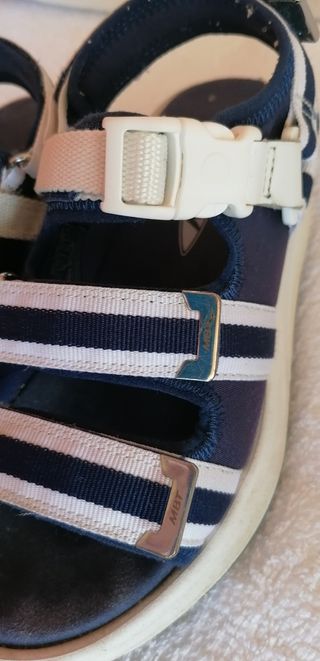 Sandalias MBT mujer Azul/Blanco.
