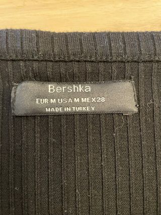 Top negro Bershka talla M