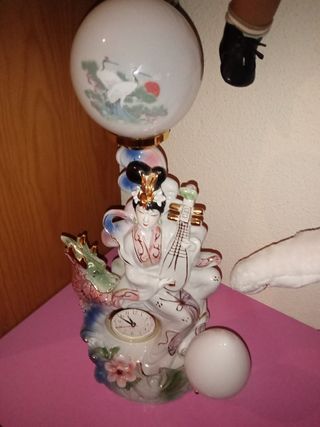 Lampara Geisha con Reloj