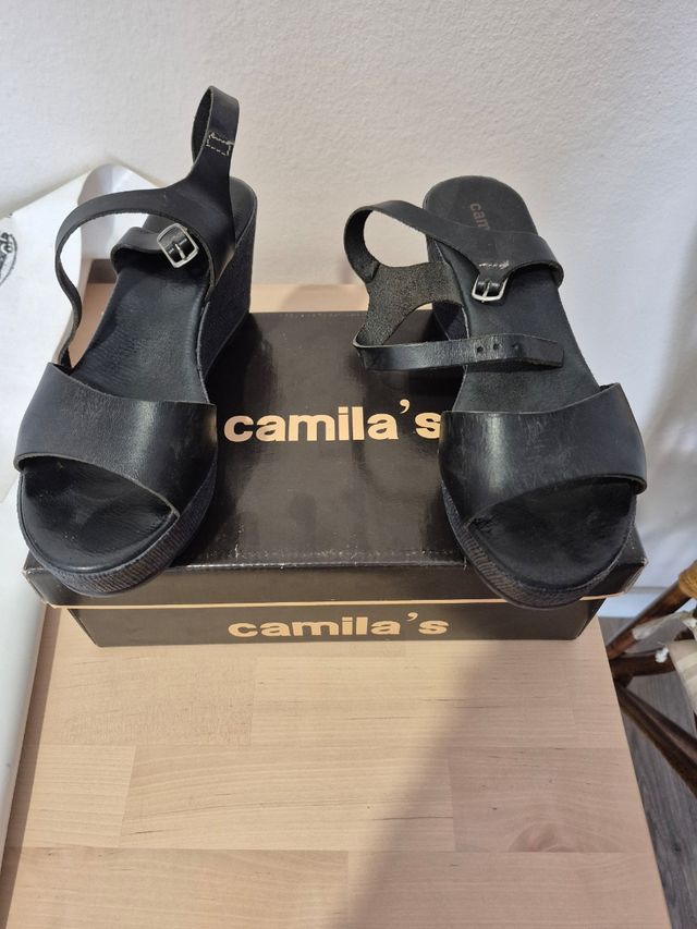 Sandalias cuña negras camilas