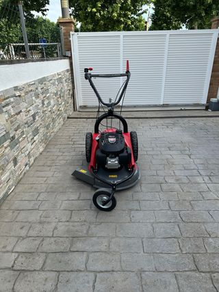 Desbrozadora Honda GCV200 - Autopropulsada