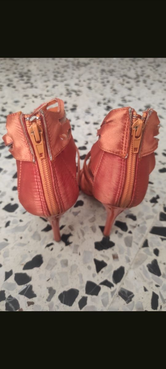 Sandalias tacón naranja talla 37