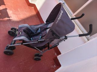 Carrito bebé ligero muy poco usado