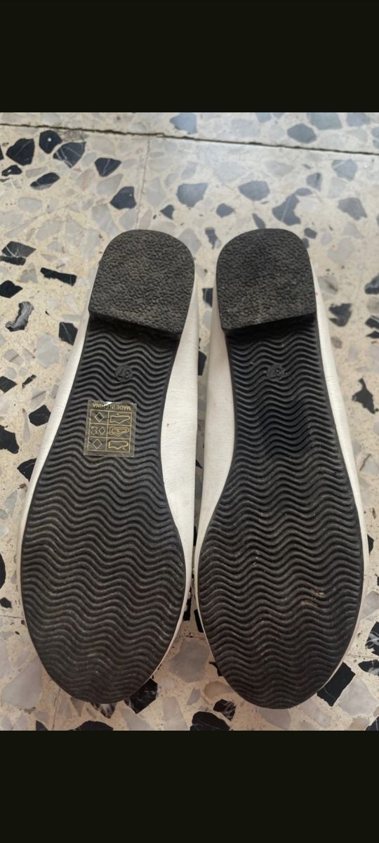 Bailarinas blancas con tachuelas - 37