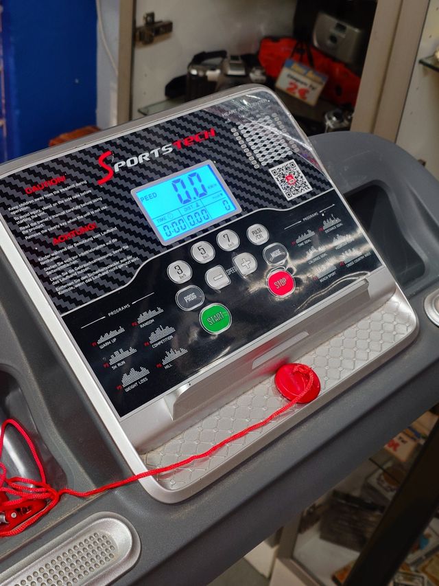 Cinta correr plegable SportsTech F10