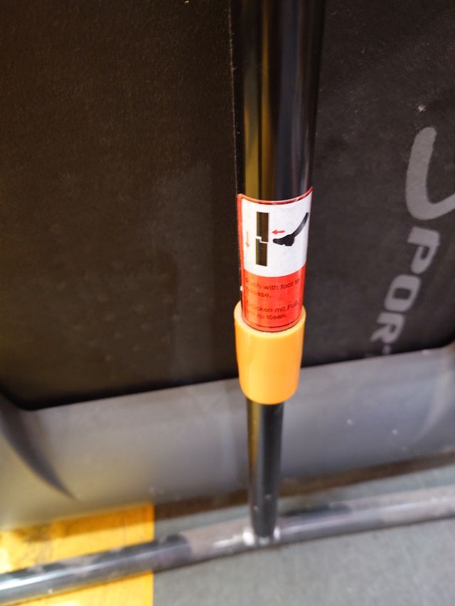 Cinta correr plegable SportsTech F10