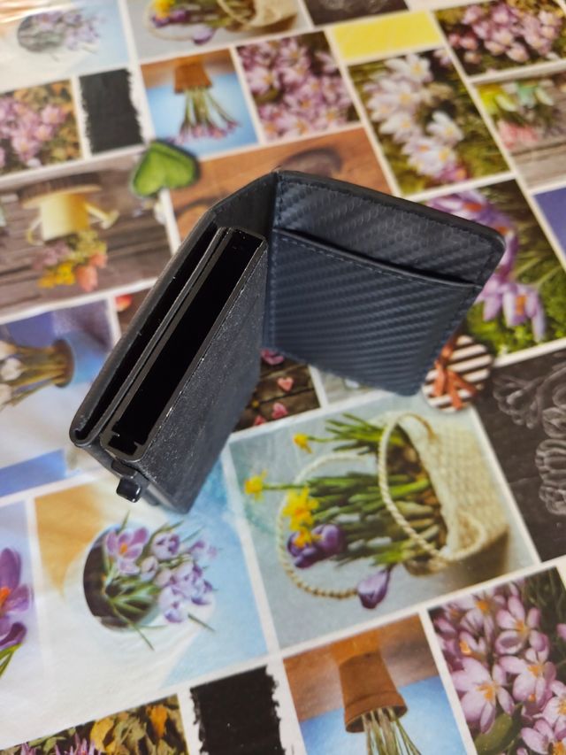 Portafoglio Minimalista Nero