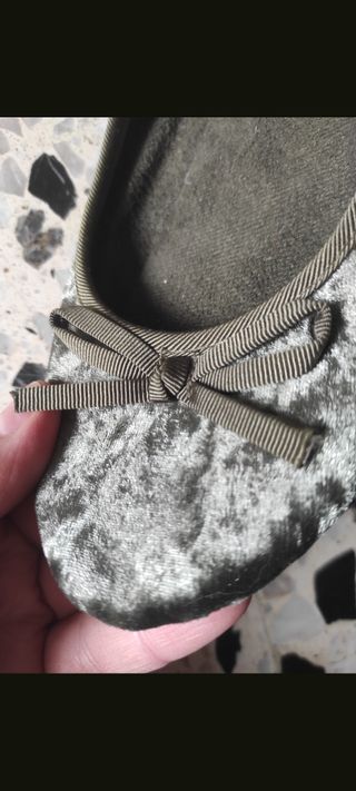 Bailarinas terciopelo verde oliva talla 37